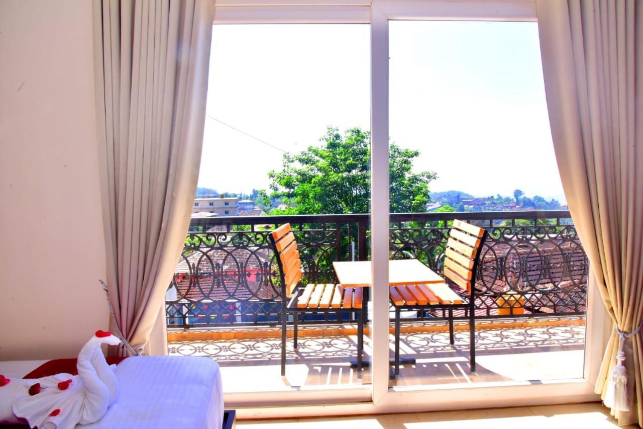 Hotel Coorg Palace Мадикери Экстерьер фото