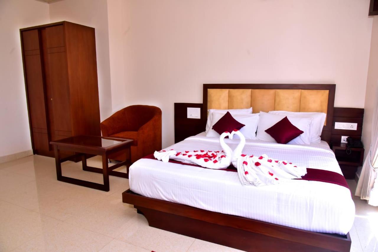 Hotel Coorg Palace Мадикери Экстерьер фото
